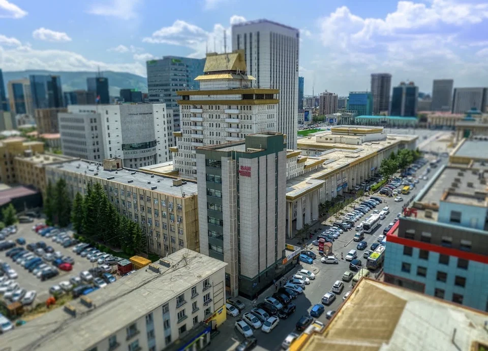 Улаанбаатар дахь Сан Бизнес центрийн барилга